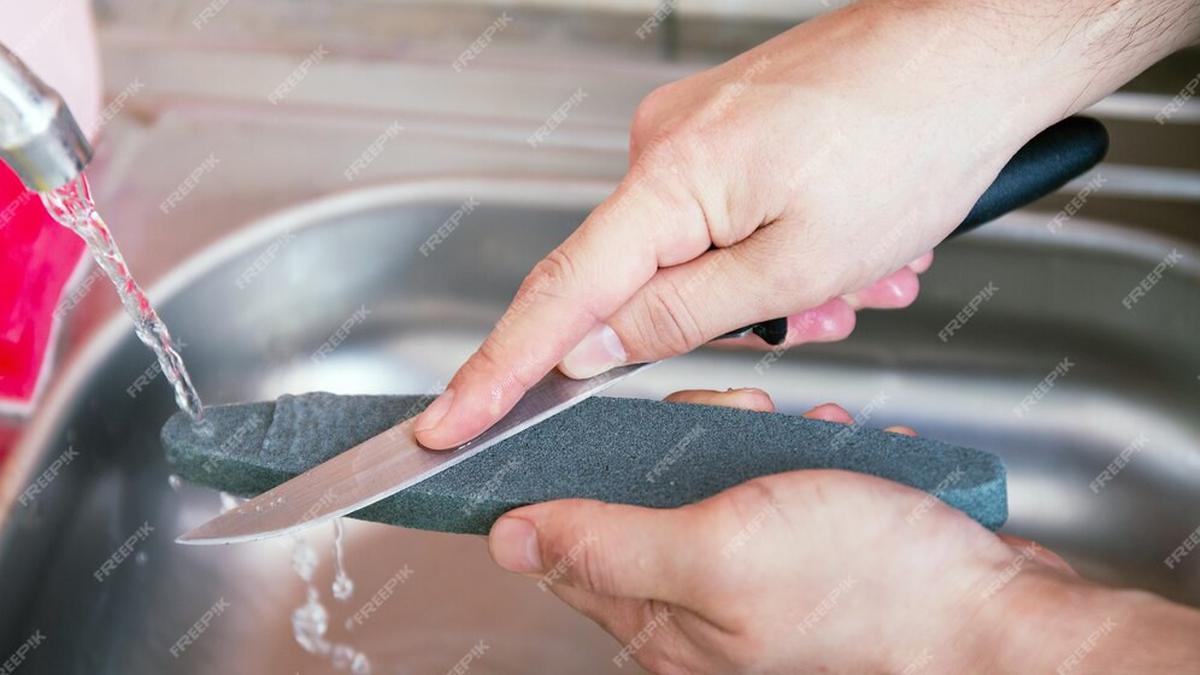 Pisau Dapur Cepat Tumpul? Ternyata Ini Kesalahan Sehari-hari yang Sering Dilakukan