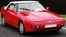 Aston Martin V8 Vantage Volante Zagato memiliki desain yang unik dan terlihat tidak seperti sebuah Aston Martin. Mobil ini hanya terporduksi sebanyak 37 unit saja yang tersebar di dunia. (Source: classicandsportscar.com)