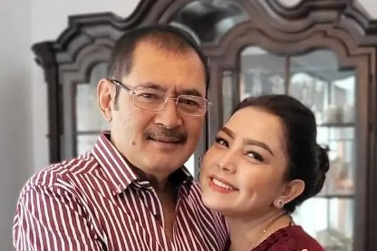 Mayangsari dan Bambang Trihatmodjo rayakan ultah pernikahan ke-22 (Instagram/mayangsari_official)