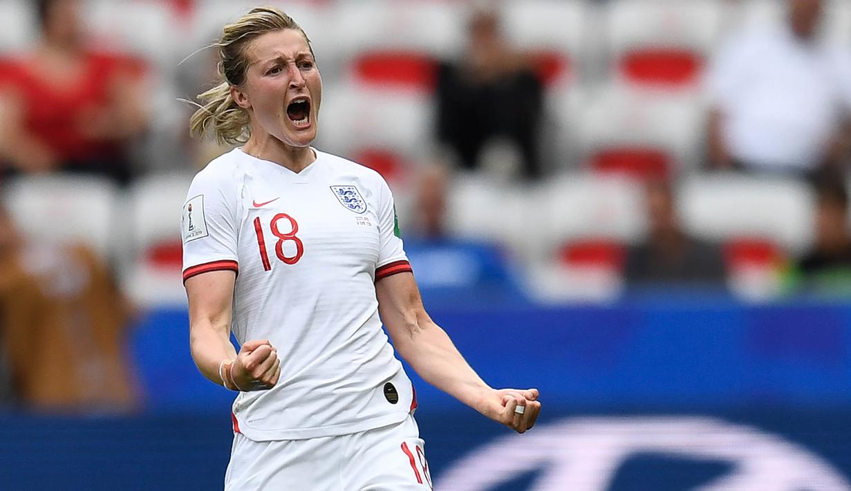 Striker Inggris, Ellen White, merayakan gol yang dicetaknya ke gawang Skotlandia pada laga Piala Dunia Wanita 2019 di Stadion Nice, Nice, Minggu (9/6). (AFP/Christophe Simon)