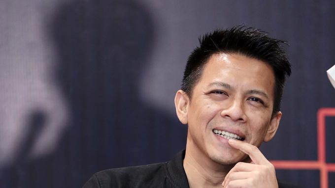 Topless Depan Air Terjun Ariel  NOAH  Diminta Diet News 