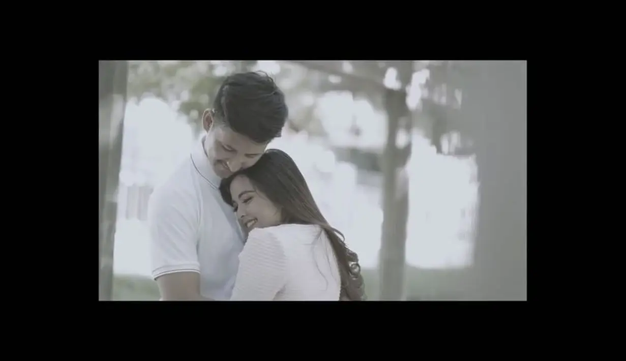 (Instagram/tasyakamila)