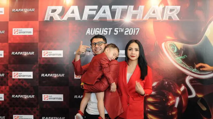 [Bintang] Raffi Ahmad - Nagita Slavina - Rafathar