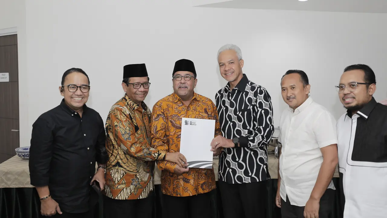 Calon Presiden (Capres) Ganjar Pranowo menyambut baik penunjukan Rano Karno sebagai Ketua Tim Pemenangan Daerah (TPD) di wilayah Banten.