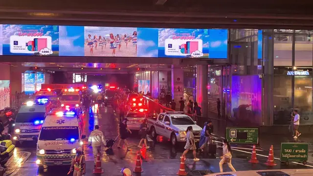 Lokasi penembakan di Siam Paragon Mall, Bangkok, Thailand. (AP/Tian Macleod Ji)