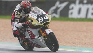 Pembalap Indonesia, Mario Suryo Aji, saat memacu motornya di sesi latihan bebas Moto2 Brasil 2026, Jumat (20/3/2026). (Dok. Honda Team Asia)