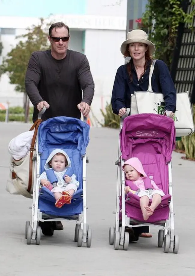 Stroller milik Maria Cross. (foto: superstarbabies.com)