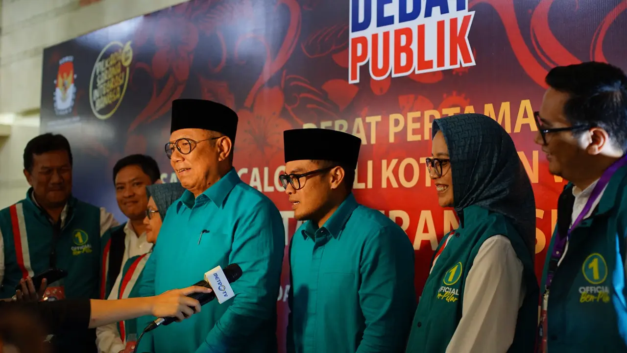 Calon wali kota dan wakil wali Kota Tangerang Selatan (Tangsel) Benyamin Davnie- Pilar Saga Ichsan