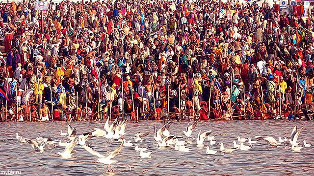 Festival Terbesar Dunia, 100 Juta Orang Mandi Bareng di ...