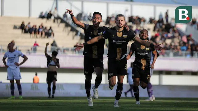 Foto: Lima Gol Diborong Legiun Asing, Dewa United FC Menangi Derby Tangerang atas Persita di BRI Liga 1 2022 / 2023