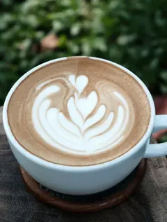 Ilustrasi Turmeric Latte Credit: unsplash.com/allways