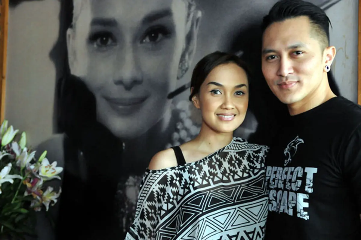 Demian Aditya dan Sara Wijayanto