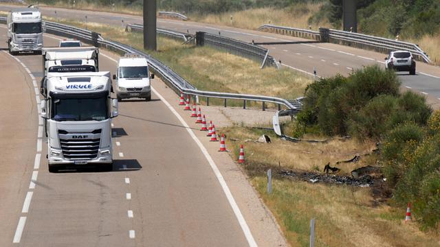 Melihat Sisa Kebakaran di Lokasi Kecelakaan Diogo Jota