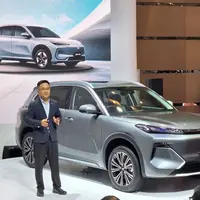 Geely Pamer Starray EM-i di GIIAS 2025, Siap Diproduksi Lokal