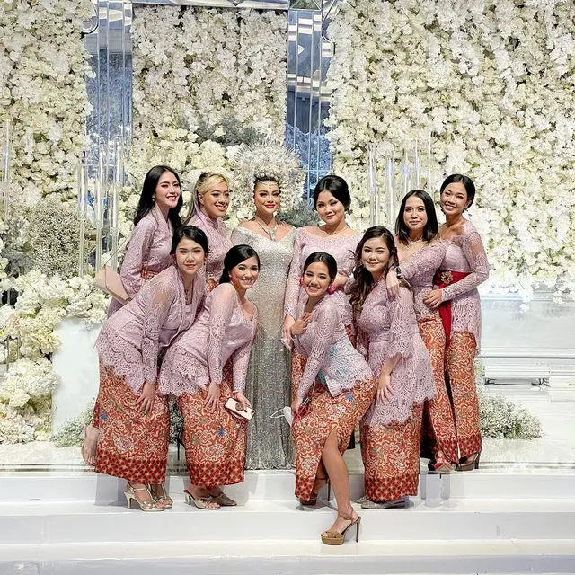 Potret Bridesmaid Dampingi 7 Artis Ini Tak Kalah Memesona, Bertabur Bintang