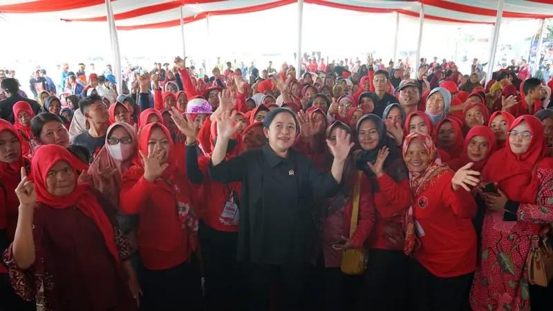 Saat Puan Maharani Bertemu Petani Hingga Pedagang Seblak di Majalengka