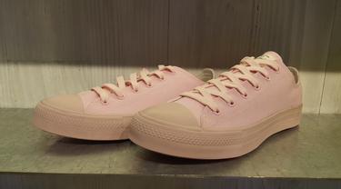 Terbaru 24+ Gambar Sepatu Lucu Bikin Ngakak