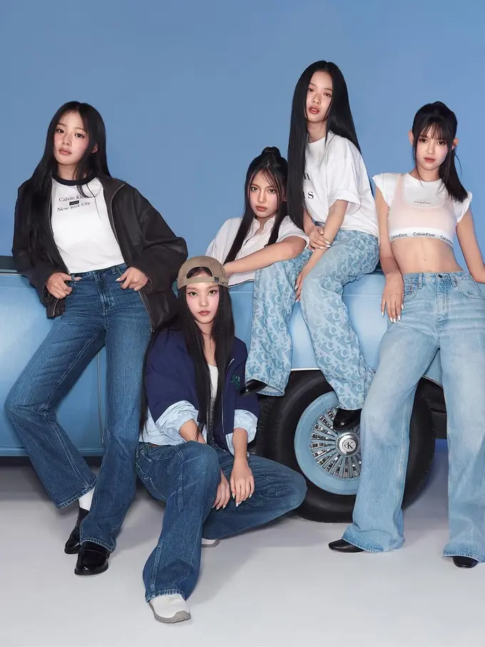 Girlband NJZ Tampil Retro dengan Gaya 90an di Koleksi Denim Terbaru Calvin Klein