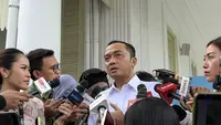 Ketika Habiburokhman Puji Mensesneg Prasetyo: Moerdiono yang Disempurnakan