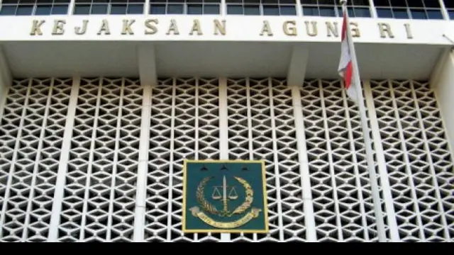 News Flash : Wakil Bupati Cirebon Ditahan Terkait Korupsi Bansos