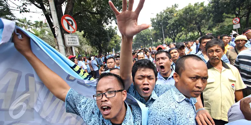 20160314-Protes Angkutan Berbasis Aplikasi, Ribuan Sopir Jalan Kaki ke Istana-Jakarta