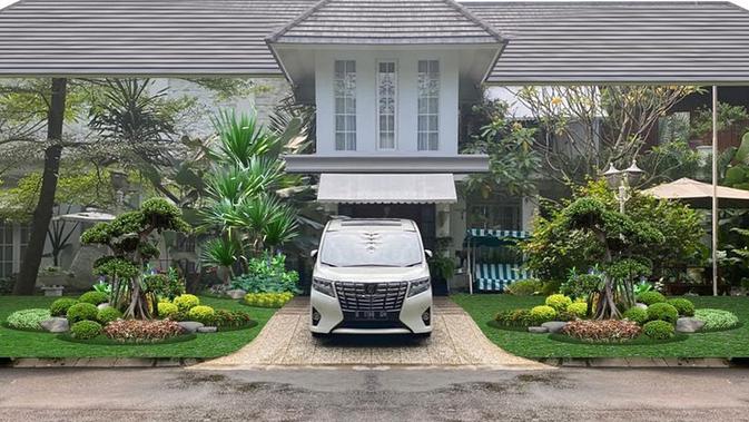 Menengok Taman Rumah Raffi Ahmad yang Indah dan Mewah
