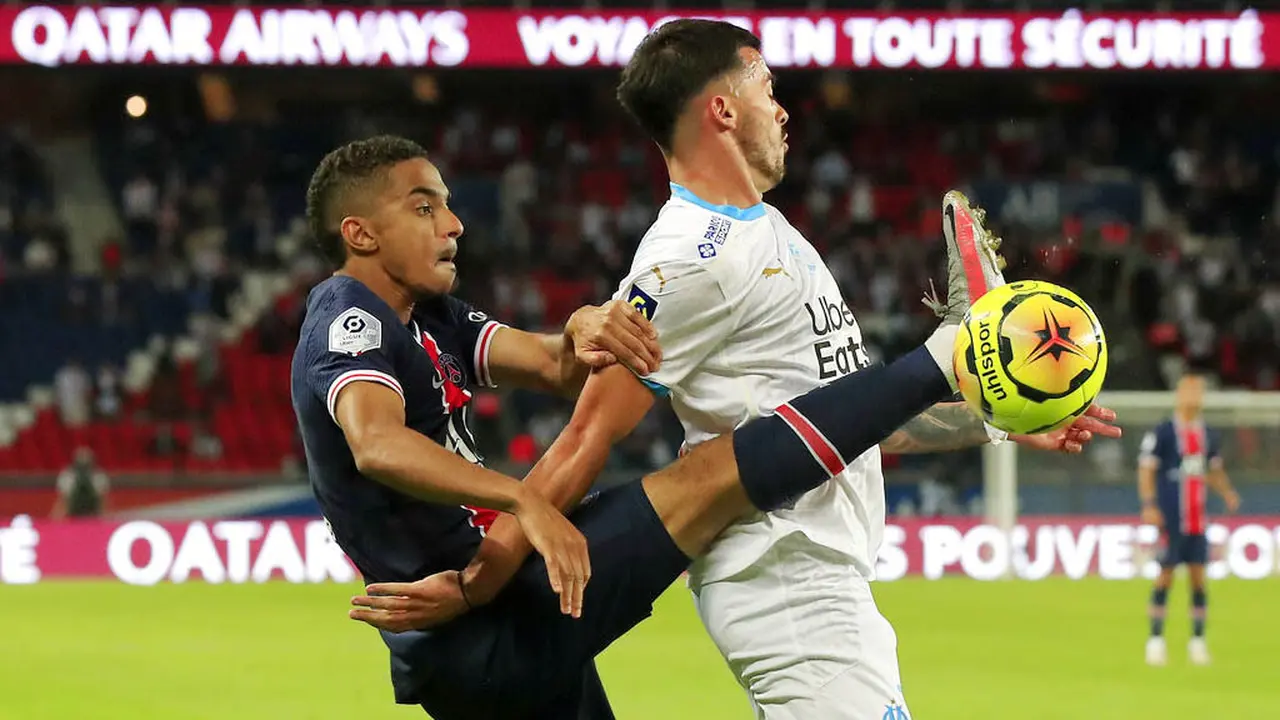 Tensi Panas di Laga PSG Kontra Marseille, Baku Hantam Pemain Hingga 5 Kartu Merah