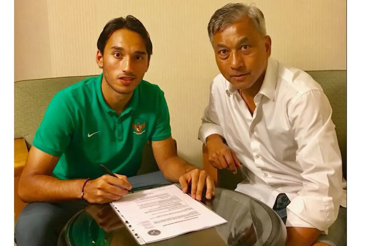 Ezra Walian