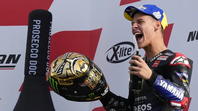 FOTO: Fabio Quartararo Pastikan Titel Juara Dunia MotoGP 2021