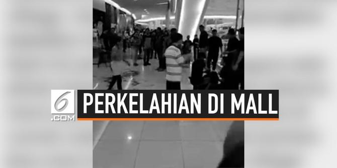 VIDEO: Akibat Salah Paham, Antar Staf Restoran Saling Cekcok