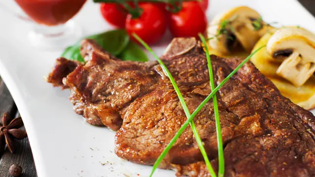 Rahasia Memasak Sayuran untuk Steak, Tetap Crunchy dan Nikmat!