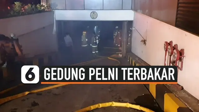 Kebakaran terjadi di Gedung Pelni, Petojo Utara, Jakarta Pusat. Kebakaran terjadi di ruang basement Gedung Pelni, Jakarta Pusat. Api berhasil dipadamkan setelah 12 mobil Damkar dikerahkan ke lokasi.