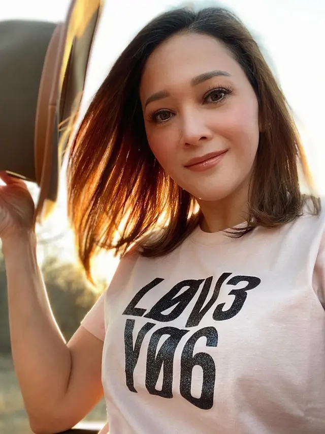 FOTO: Penampilan Maia Estianty dengan Makeup Natural, Tetap Cantik Memesona