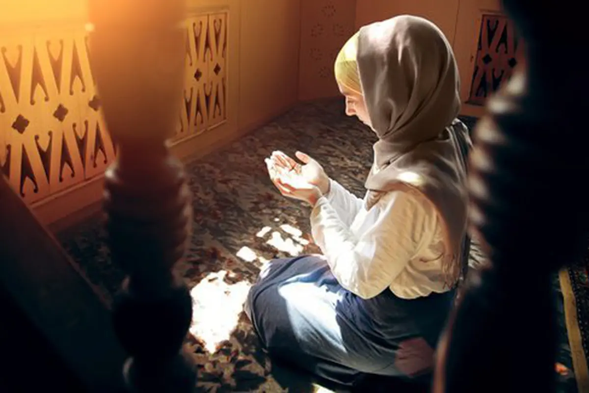 Meraih kemuliaan lailatul qadar./Copyright shutterstock.com