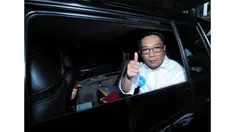  Wali Kota Bandung Ridwan Kamil diisukan akan maju sebagai bakal calon gubernur DKI Jakarta. Namun orang nomor satu di Kobut ta Bandung tersebut menuturkan hal tersebut tergantung dari keputusan warga Kota Bandung. 