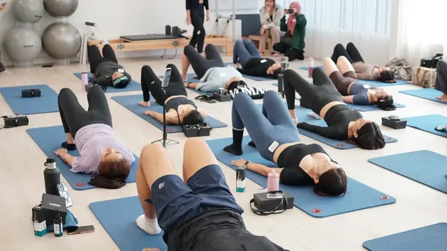 Cuaca Panas Bikin Rambut Lepek dan Bau? Ternyata Ini Penyebabnya