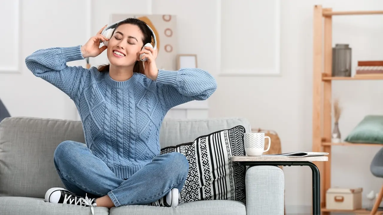 perempuan dan yang menguatkan diri lagi