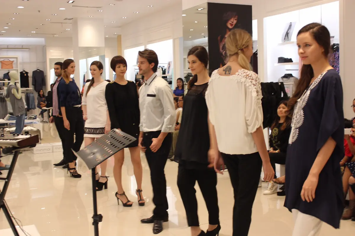 Sentuhan Gaya Summer Klasik untuk Para Pecinta Fashion