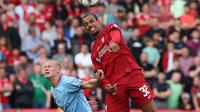 Duel Liverpool versus Manchester City di Community Shield 2022. (Nigel Roddis / AFP)