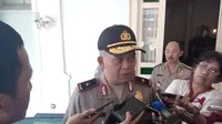 Kapolda DIY Brigjen Erwin Triwanto berbicara seusai menggelar upacara Operasi Lilin 2016. (Liputan6.com/Fathi Mahmud)