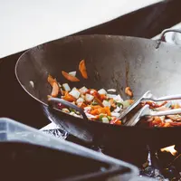 masak besar/copyright: unsplash/clem onogjhuo