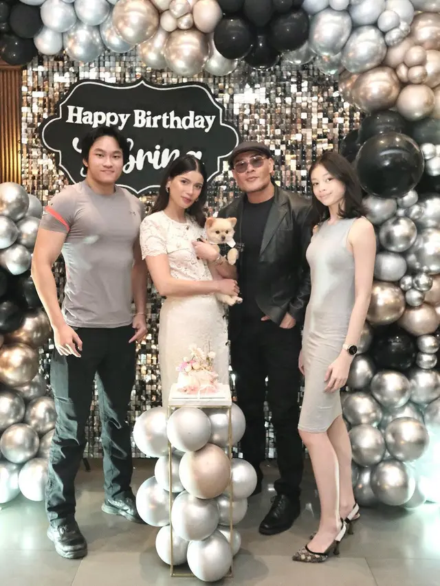 7 Momen Perayaan Ulang Tahun Sabrina Chairunnisa, Dapat Kejutan dari Deddy Corbuzier
