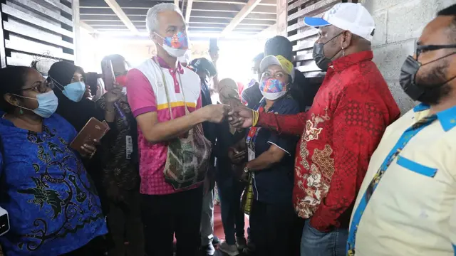 Ganjar Pranowo Di Mata Sejumlah Warga Papua, Rendah Hati dan Merakyat