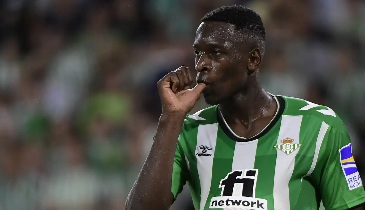 Sayap kanan Brasil berusia 23 tahun, Luiz Henrique didapatkan Botafogo dari klub La Liga, Real Betis pada 1 Februari 2024 dengan mahar senilai 16 juta euro atau setara Rp271 miliar. Belum diketahui secara pasti berapa lama durasi kontraknya akan berlangsung. (AFP/Cristina Quicler)