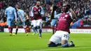 Christian Benteke yang kini tengah menjalani musim kedua bersama klub MLS, DC United tercatat pernah berseragam Aston Villa selama 3 musim mulai 2012/2013 hingga 2014/2015. Ia tercatat satu kali mencetak 20 gol atau lebih dalam semusim di semua kompetisi bersama Aston Villa yaitu pada musim perdananya pada 2012/2013 dengan torehan 23 gol. (AFP/Glyn Kirk)