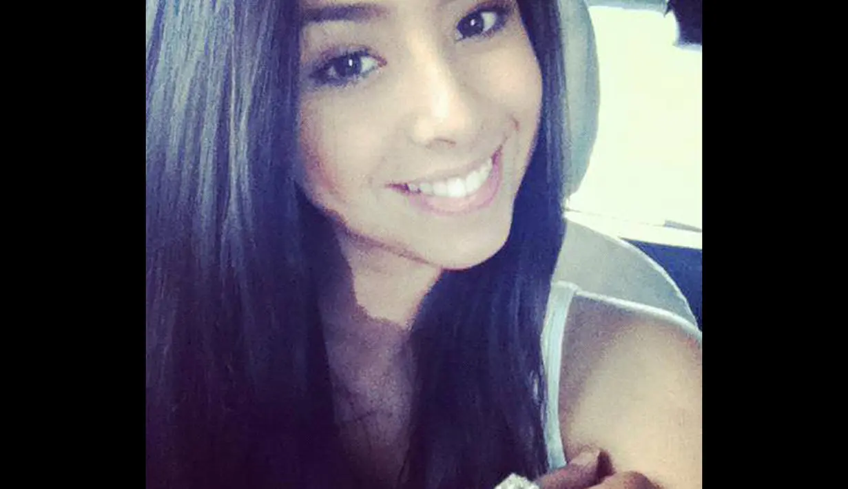 Nadine Kaiser mempunyai situs jejaring sosial @ Facebook.com/nadine.kaiser.7923, twitter.com/nadiepascale dan instagram.com/nadiepascale (Facebook.com)