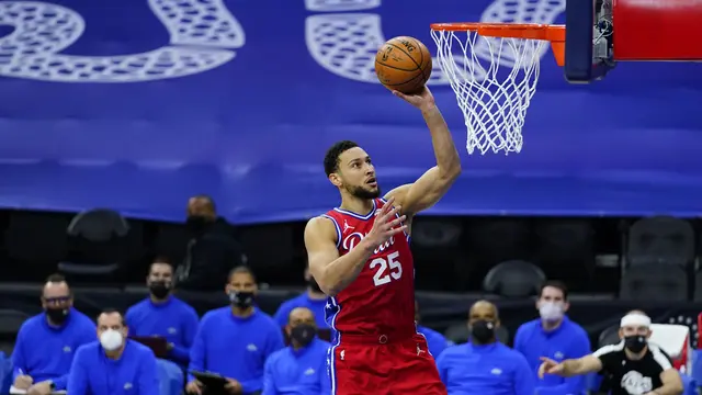 FOTO: LA Lakers Kalah Tipis dari Philadelphia 76ers
