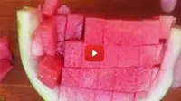 5 Cara Mudah Memotong Buah