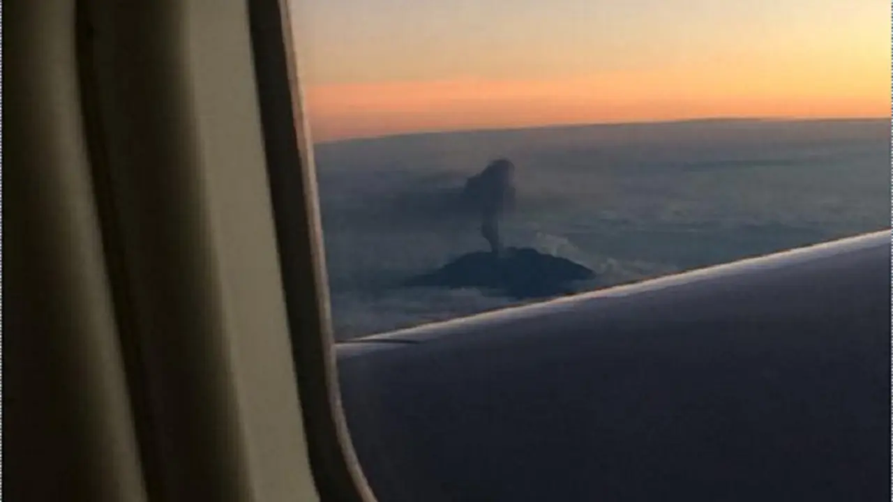 Penerbangan Garuda Akibat Abu Raung di Ngurah Rai Hari Ini Normal