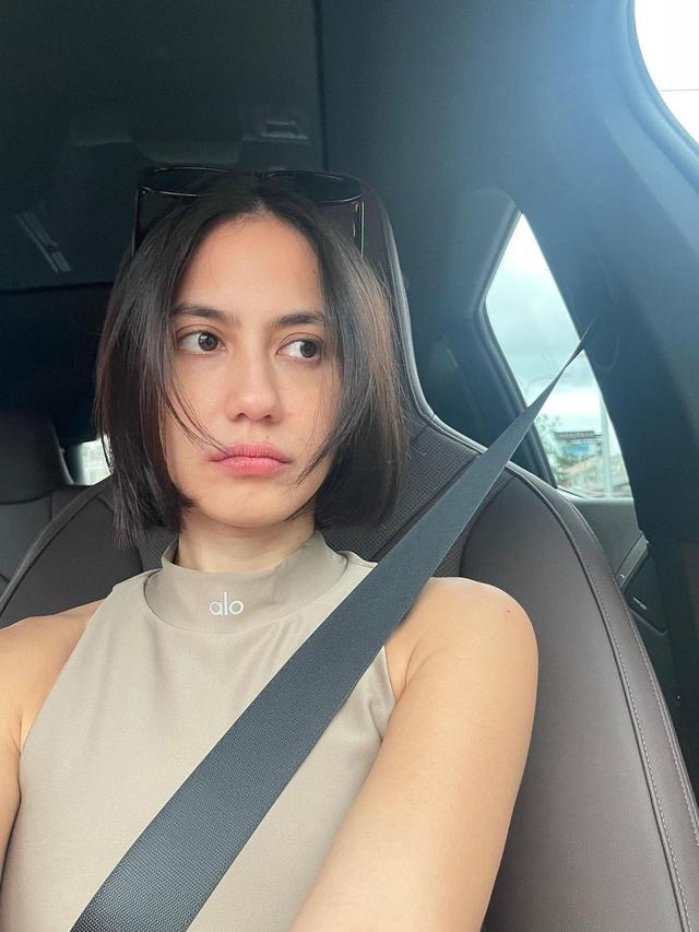 Pevita Pearce (https://www.instagram.com/p/CmSn7Kuv3Ex/)